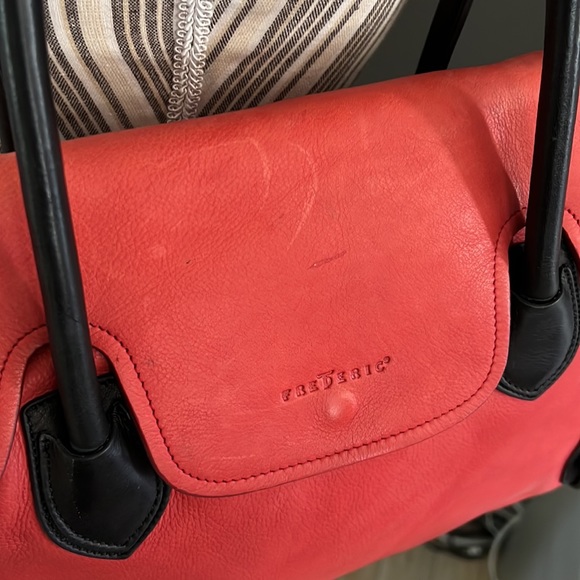 Frederic, red leather purse - Picture 9 of 13